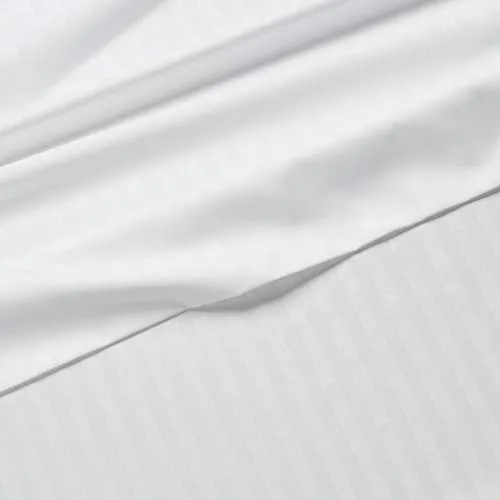 Amazon Basics 4-Piece Deluxe Microfiber Striped Sheet Set, Queen, Bright White Stripe