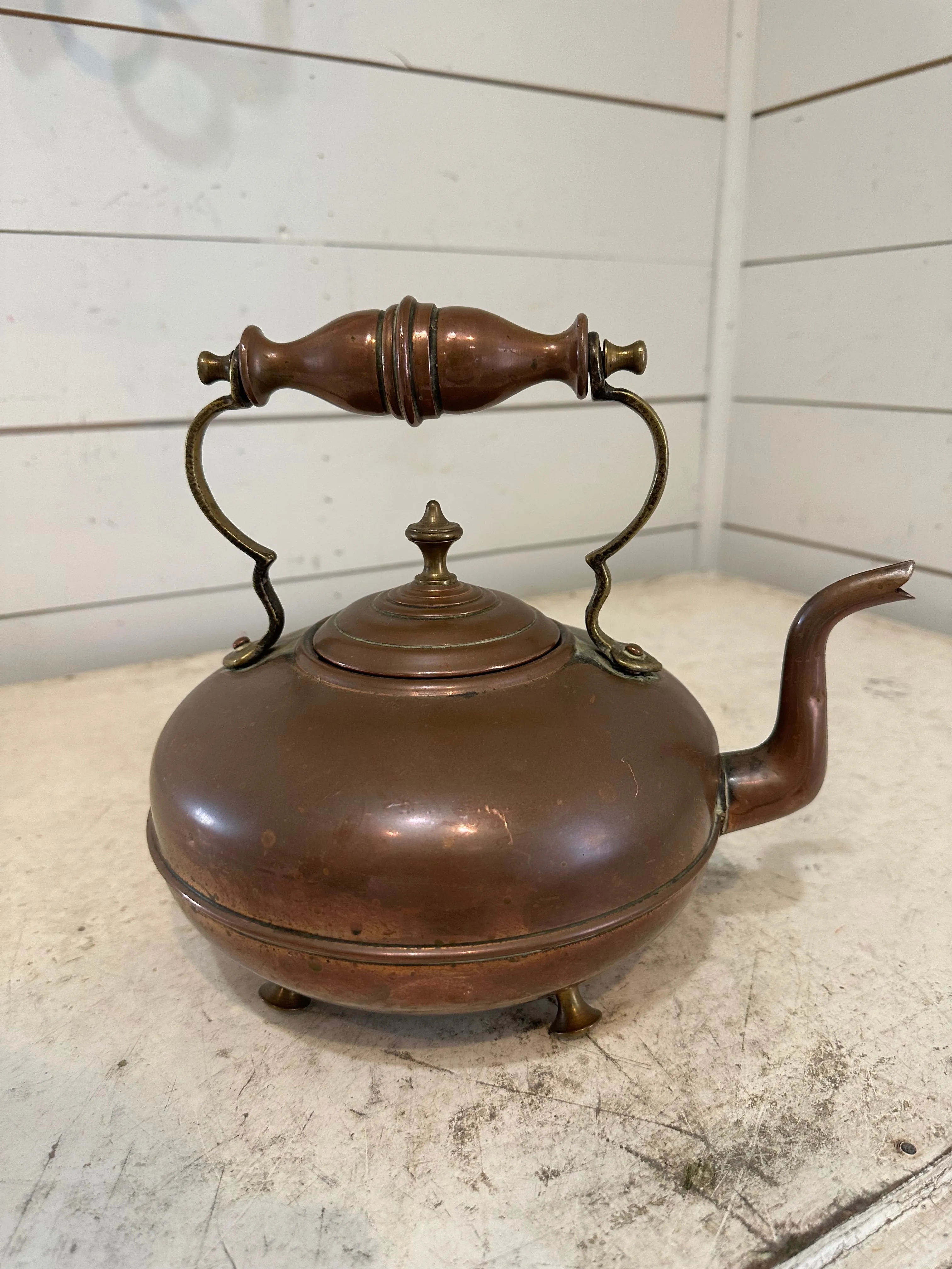 Antique Vintage Majestic Gooseneck Copper Teapot Kettle with feet