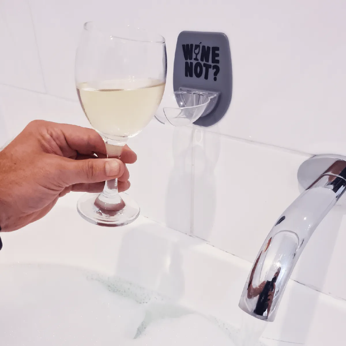 Bath Wine 🛀 - Stick On Wine Holder