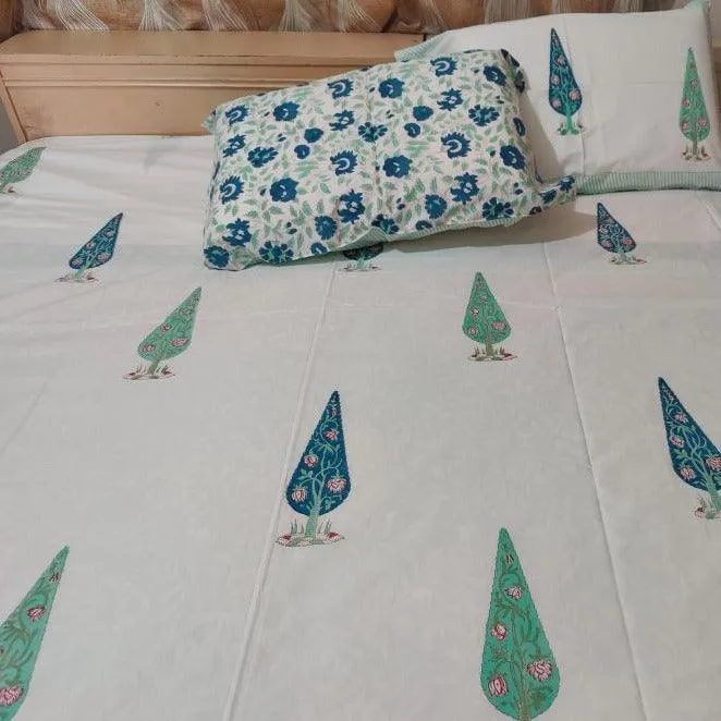 BLUE GREEN PINE BED SHEET