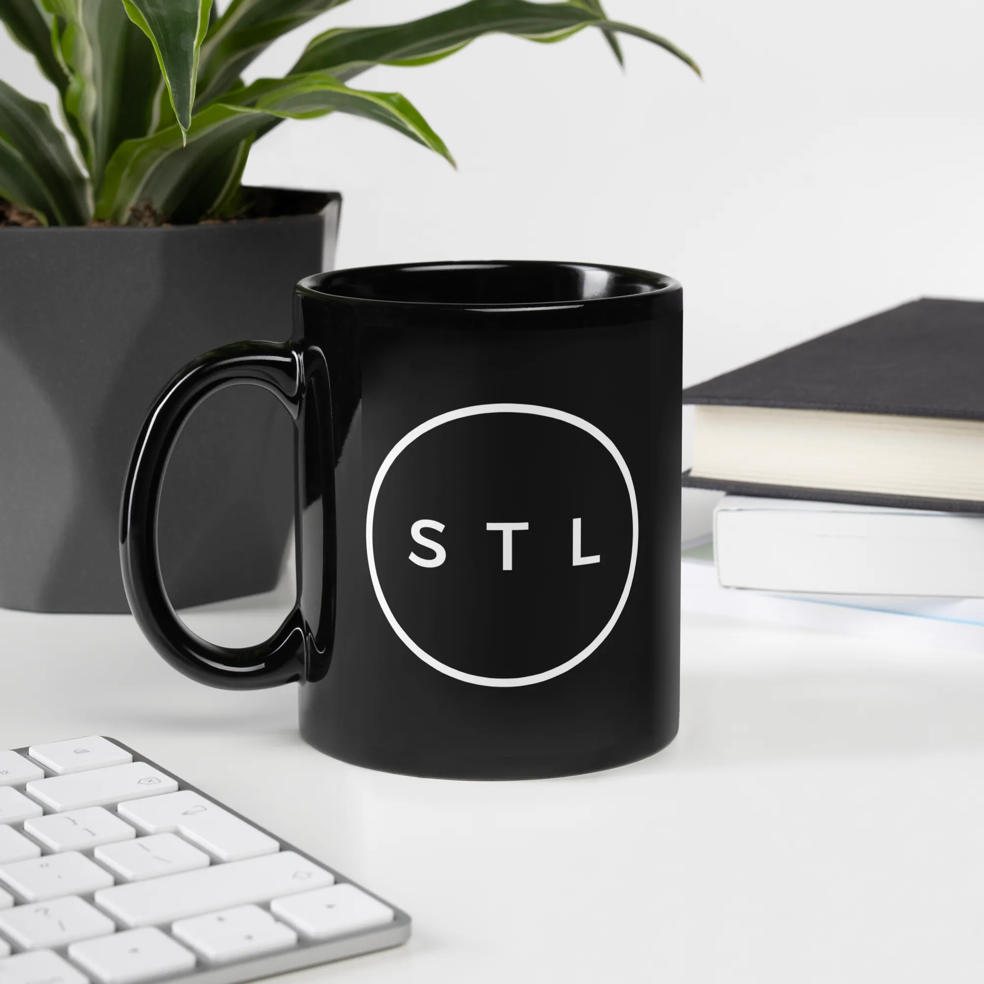 City Circle Black Glossy Mug