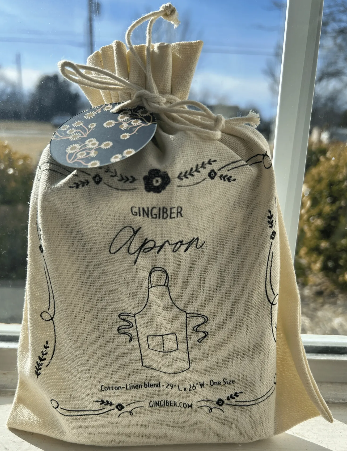 Gingiber Apron - Calico Flowers