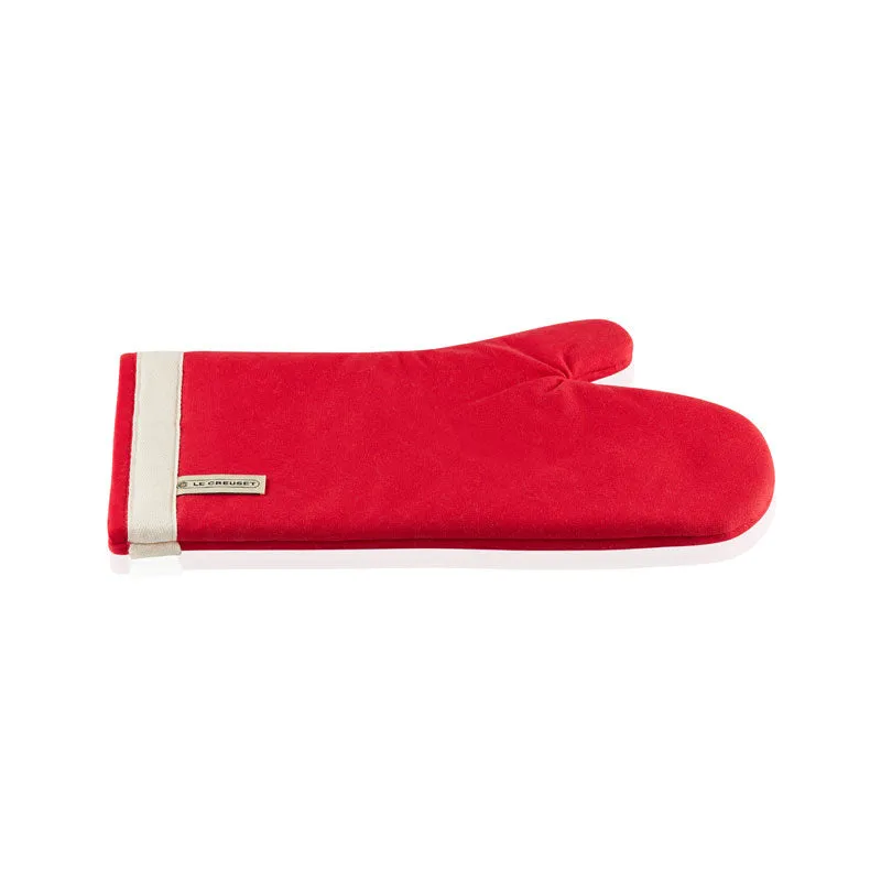 Le Creuset Oven Mitt Red